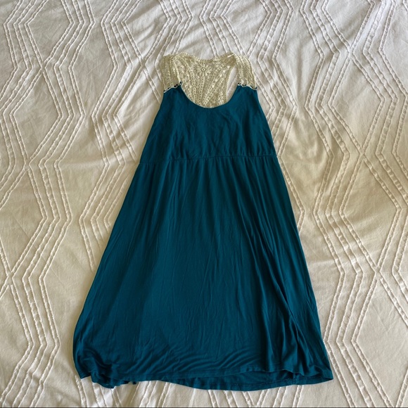 Pink Rose Dresses & Skirts - 🌊 Pink Rose L knit dress with Crochet back